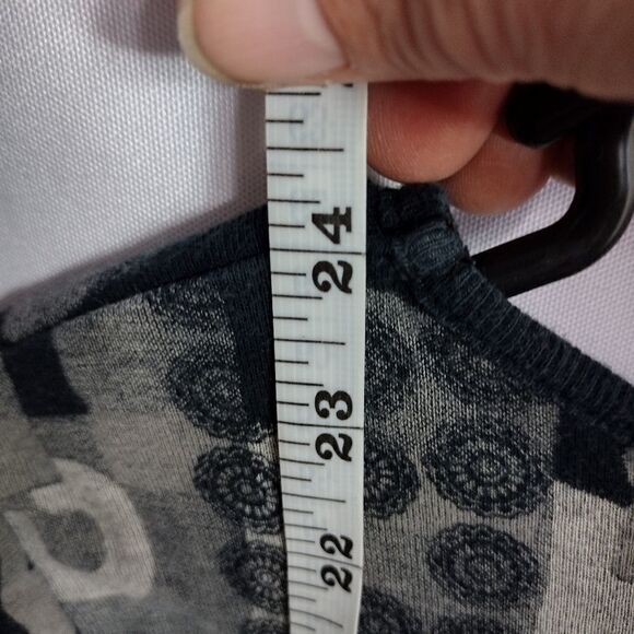 Katina Marie top  - Picture 7 of 7